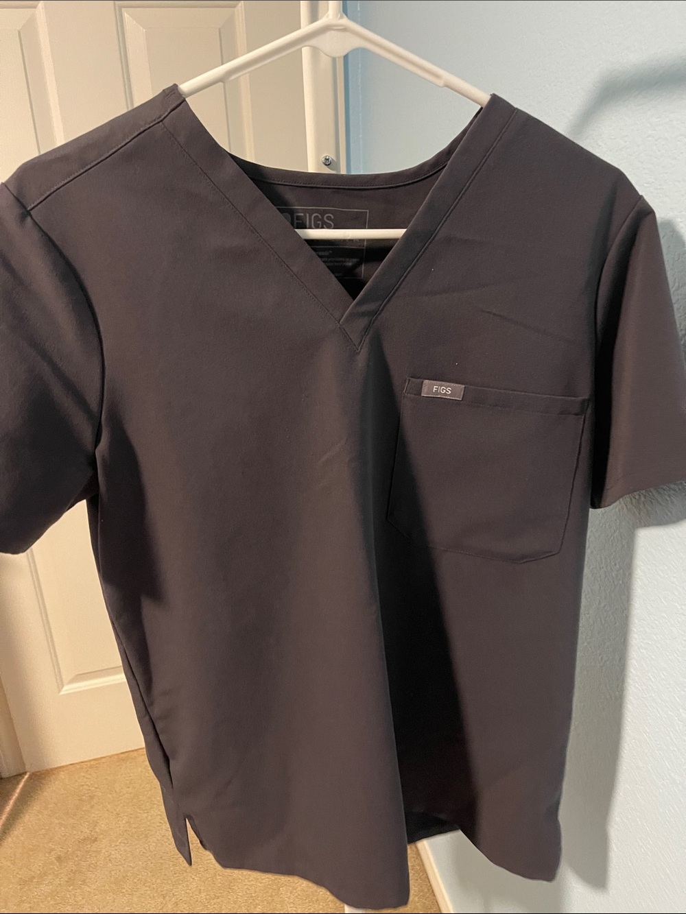 Figs Scrub Top